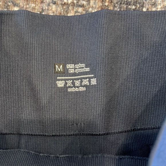 Workout Leggings - Picture 4 of 5